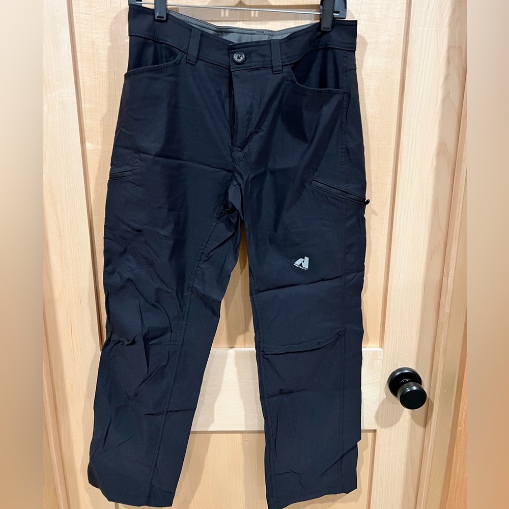 Eddie Bauer First Ascent Guude Pro pants